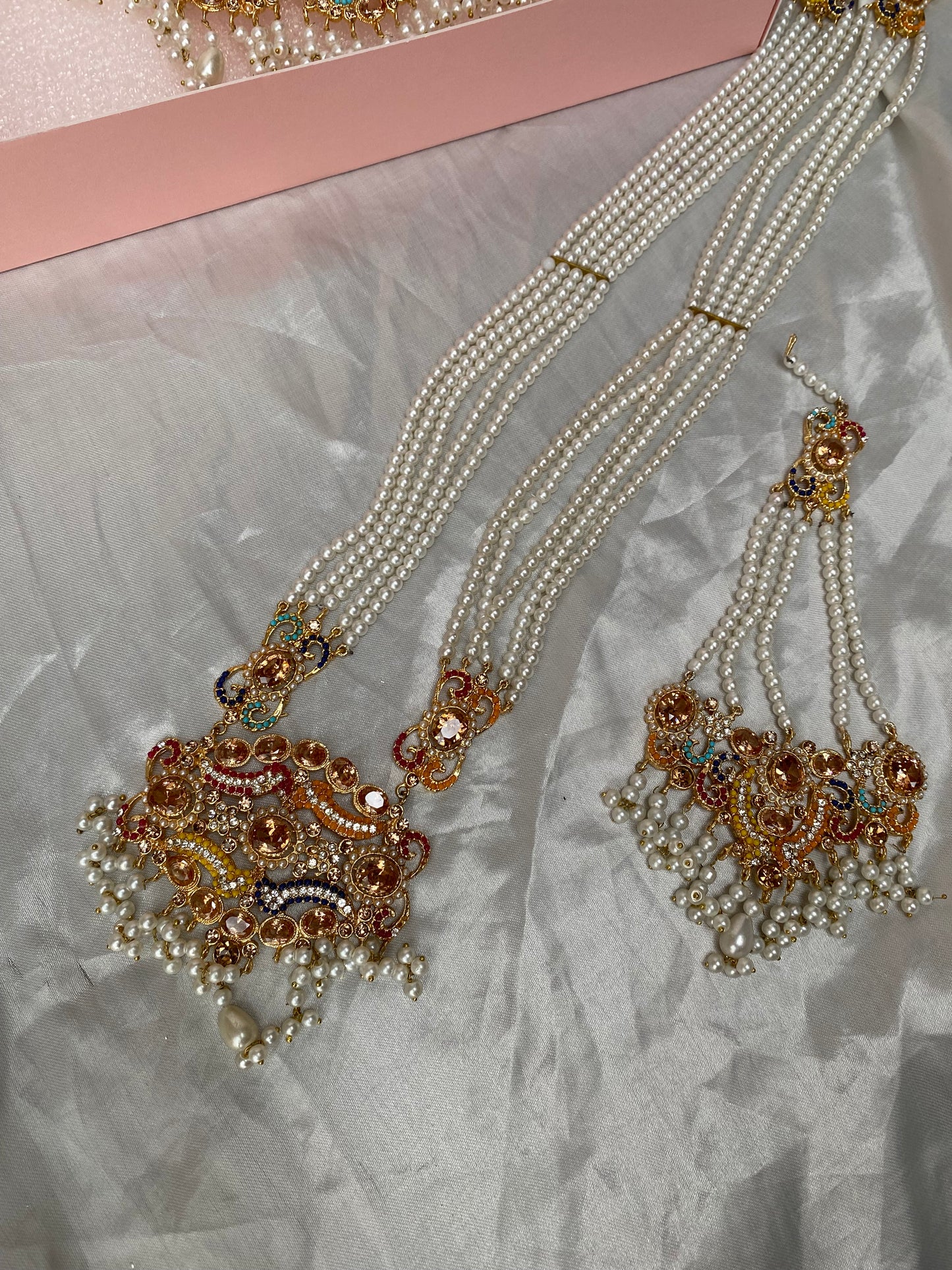 Ayra bridal set A01