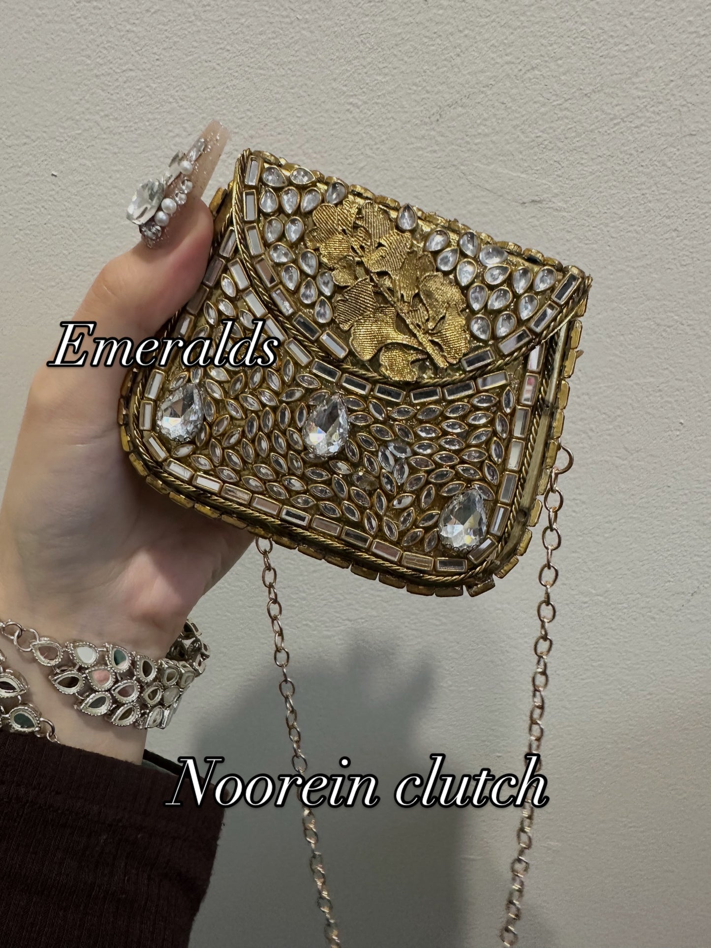 Noorein clutches
