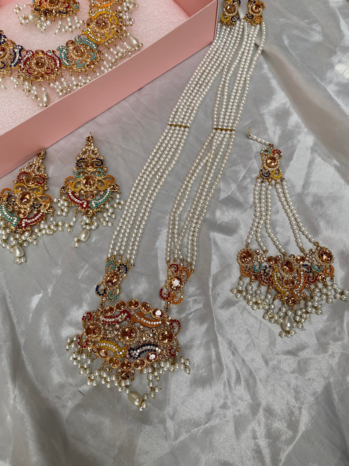 Ayra bridal set A01